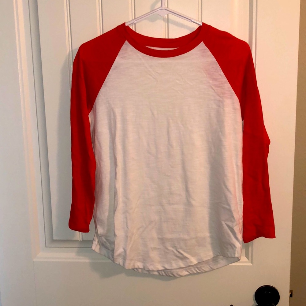 Old navy baseball tee size XS